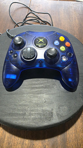 Controller cablato blu chiaro